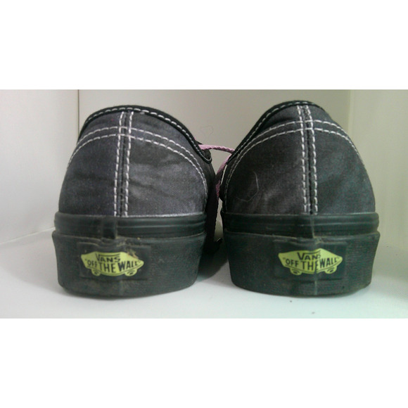 Vans Authentic Canvas Sneaker in Amazing Midnight Shift Black Men's 7 Women's 8 - Picture 3 of 7